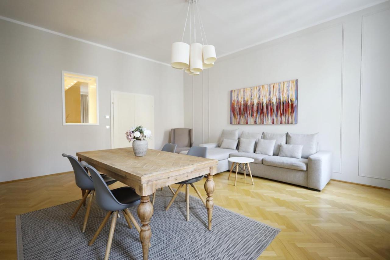 Heymi Apartments Karlsplatz Viena Exterior foto
