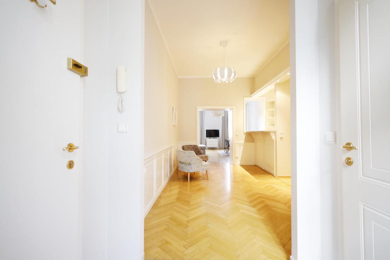Heymi Apartments Karlsplatz Viena Exterior foto